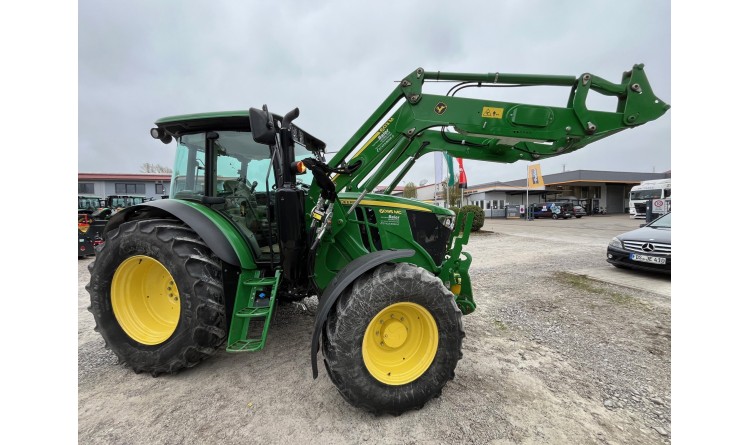 Traktor John Deere 6095MC + čelní nakladač 603M