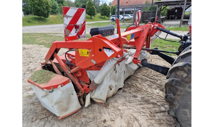 Žací kombinace KUHN GMD8730 FF + čelní žací lišta KUHN GMD802F-FF