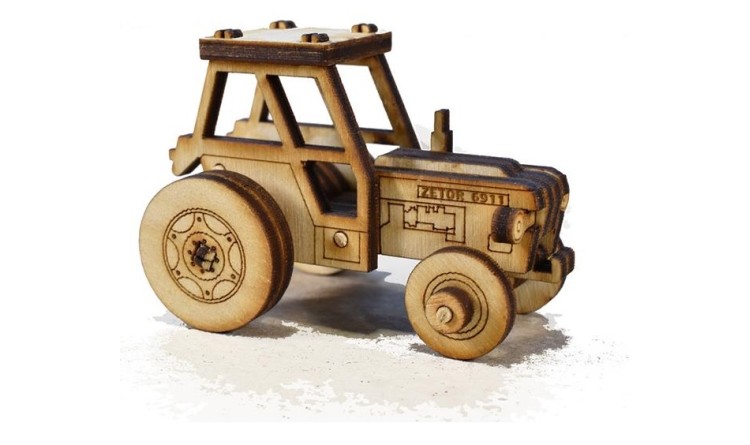 Model malý Zetor 6911