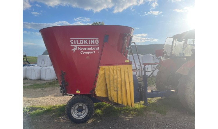 Krmný vůz SILOKING TrailedLine Compact 7