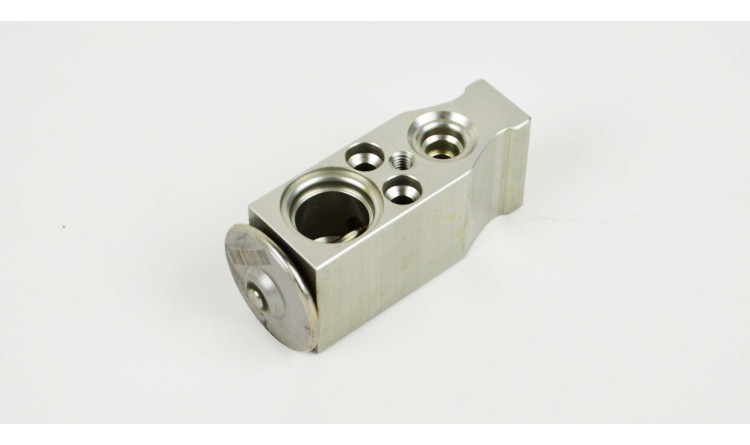 Ventil A/C NVS (JRL+FRT) 935687