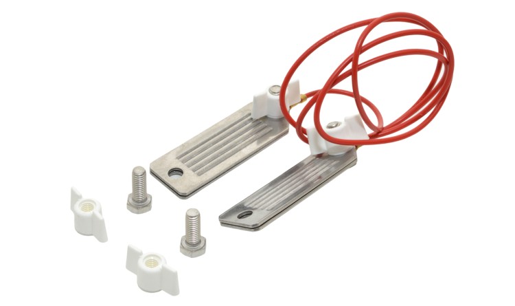 Kabel propojovací mezi horizontálními řadami pásek plotu do šíře pásky 40 mm