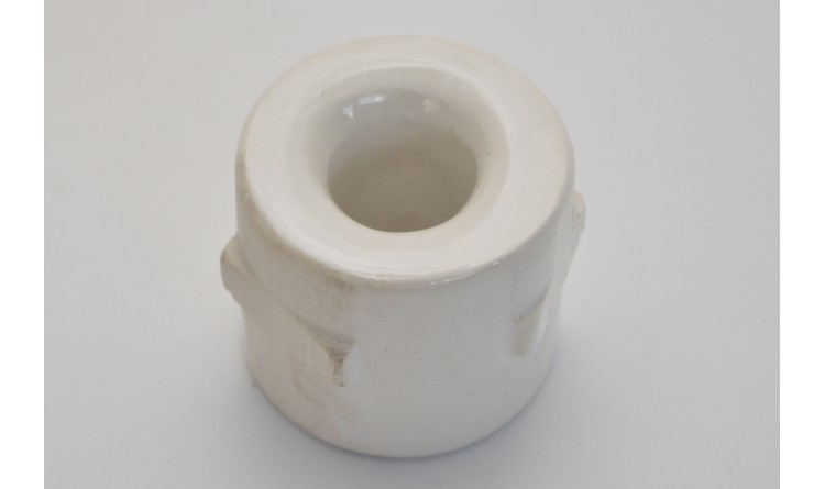 Očko motouzu-porcelánové