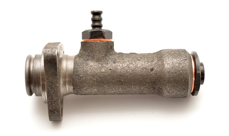 Válec hlavní brzdový-kompl. E512,E302 54-14