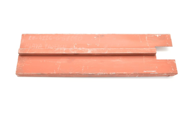 Hlava profilu úzká - S.T.