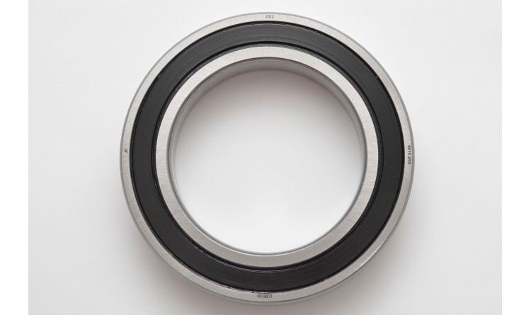 Ložisko kuličkové 6015-2RS ZKL