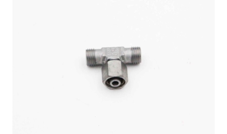 Šroubení T - 1x matice na 17klíč