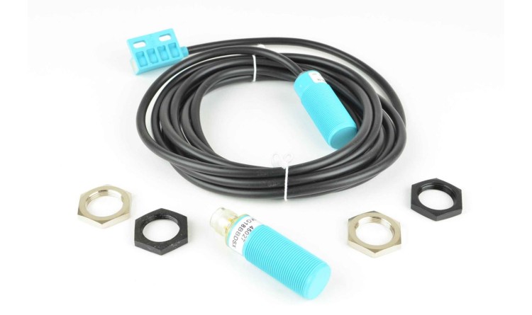 Senzor kontroly ovíjení folie