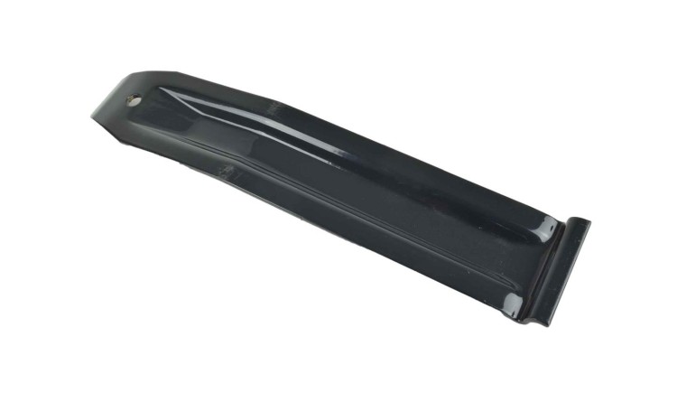 Plech náběhový (černý lak)