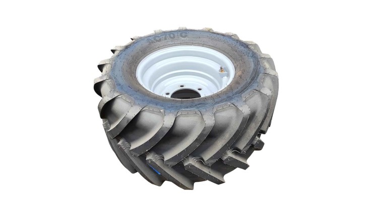 Kolo kpl. s diskem 425/55-R17 Mitas na Terrasem C3, C4