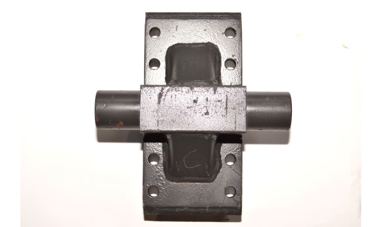 Čep středový TITAN, 8xM16