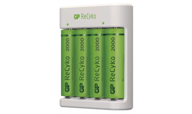 Nabíječka baterií GP Eco E411 + 4× AA ReCyko 2000