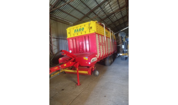 Sběrací vůz PÖTTINGER FARO 8000L