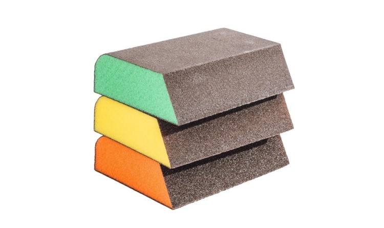 XTLINE Brusná houba tuhá zkosená 100x70x25 mm, zr. 80