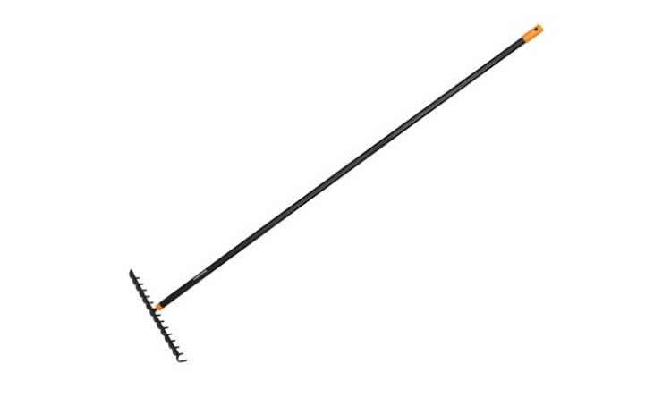 FISKARS 1016036 Hrábě na listí univ. Solid š.36x154cm kovové