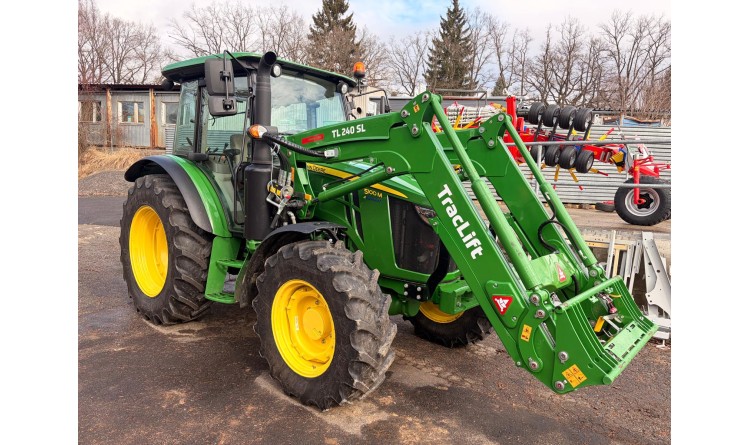 Traktor John Deere 5100M