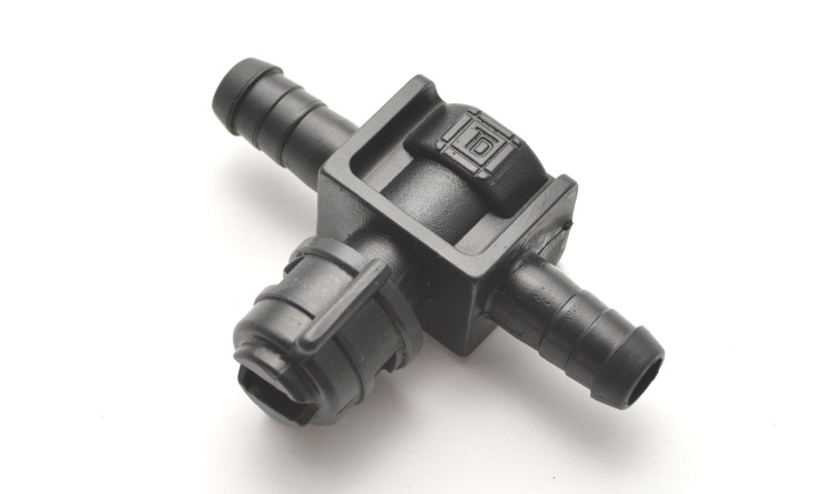 Držák trysky průchozí