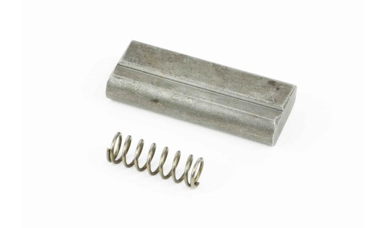 Západka s pružinou