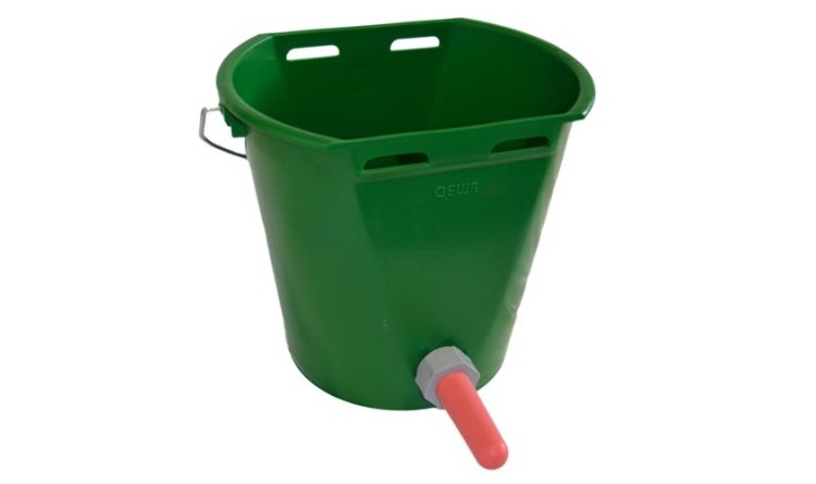 Kbelík k napájení telat s dudlíkem