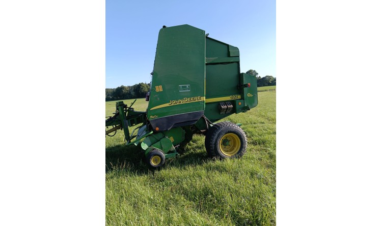 JOHN DEERE 592