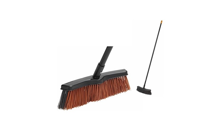 FISKARS 135541 Koště univ. zahrd. SOLID š38x162cm