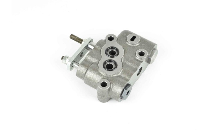 Rozvadeč hydrauliky - hlavní  (Ut,Ht) 904001162