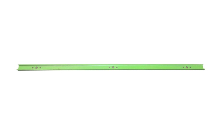 Příčka šikmého dopravníku L-1440mm díra107mm od kraje