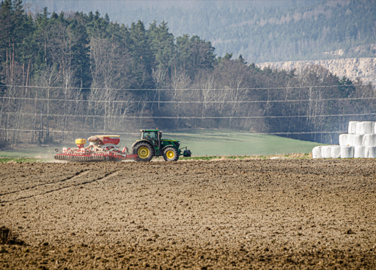 Kombinace secích strojů APV a Pöttinger_0056