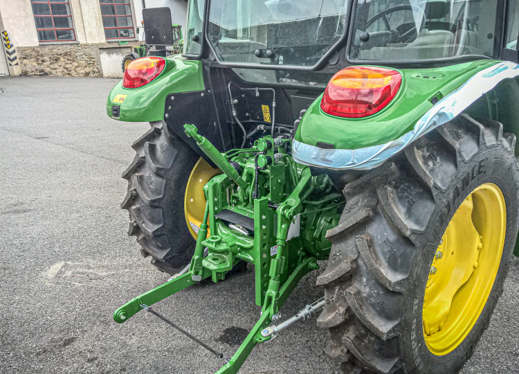 John Deere 5050E - Malý Velký Traktor