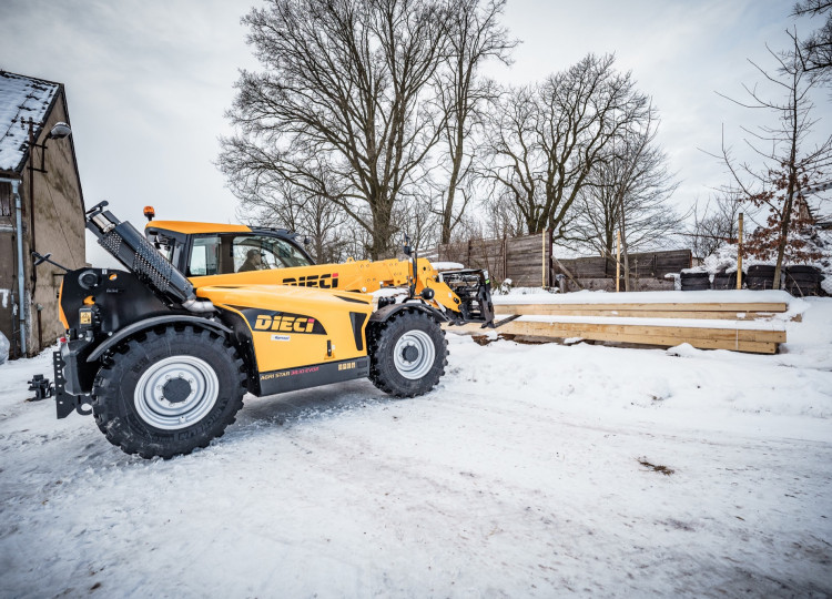 Váš příběh: Dieci Agri Star 38.10 EVO2 na pile