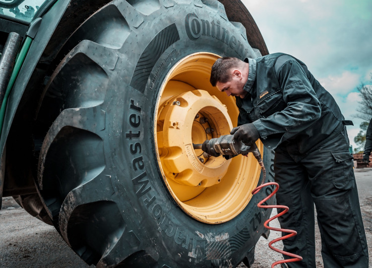 Jak správně vybrat zemědělskou pneumatiku?