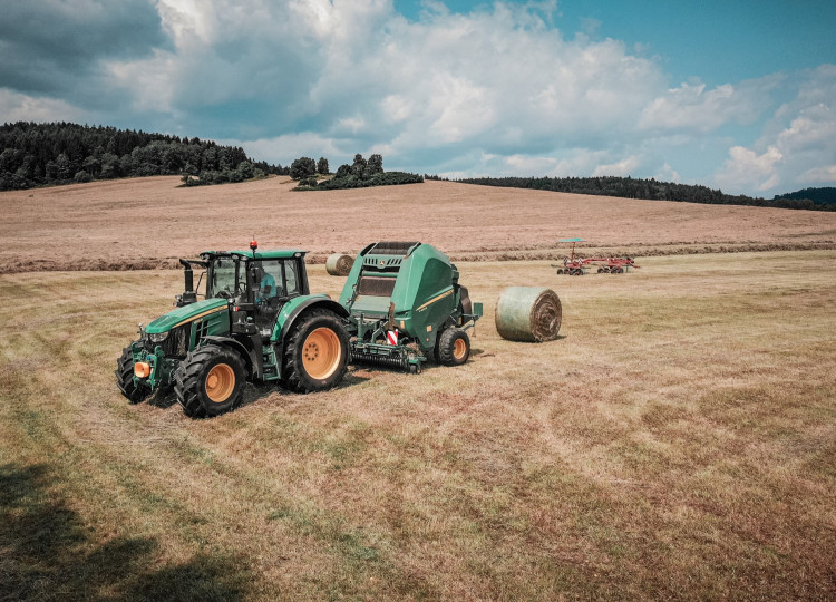 John Deere 6 120 M