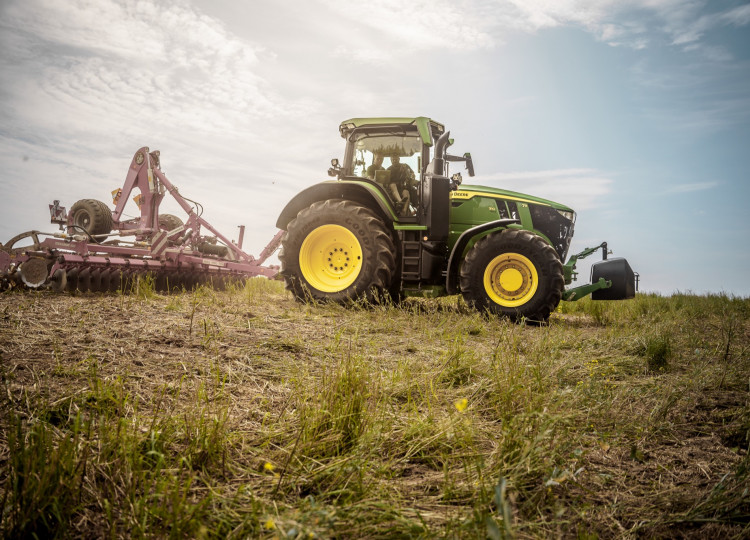 John Deere 7R | 38. díl Agrozet od A do Zet