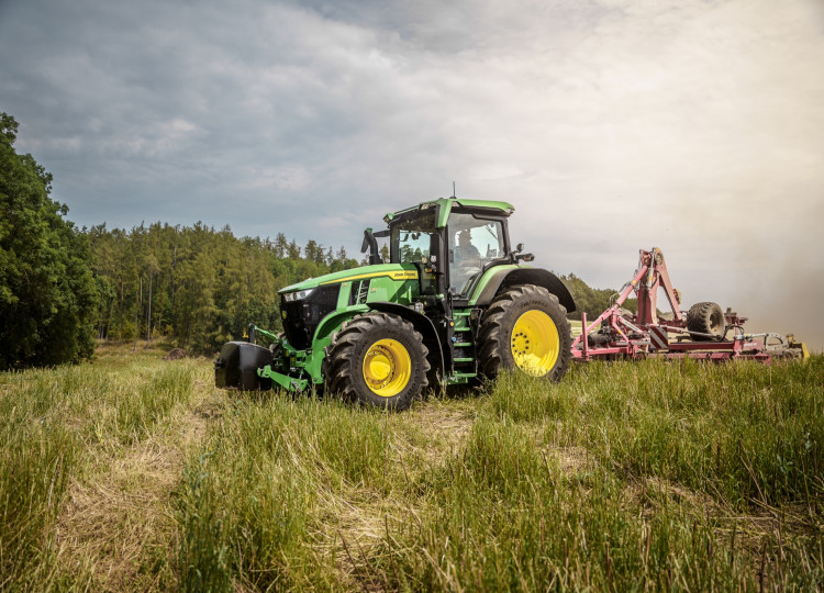 John Deere 7R | 38. díl Agrozet od A do Zet