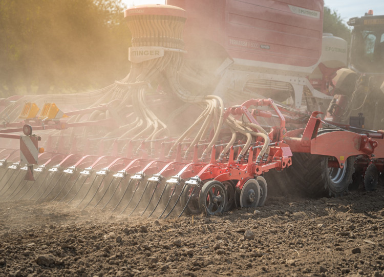 Pöttinger Terrasem V 6000 Fertilizer | 39. díl Agrozet od A do Zet