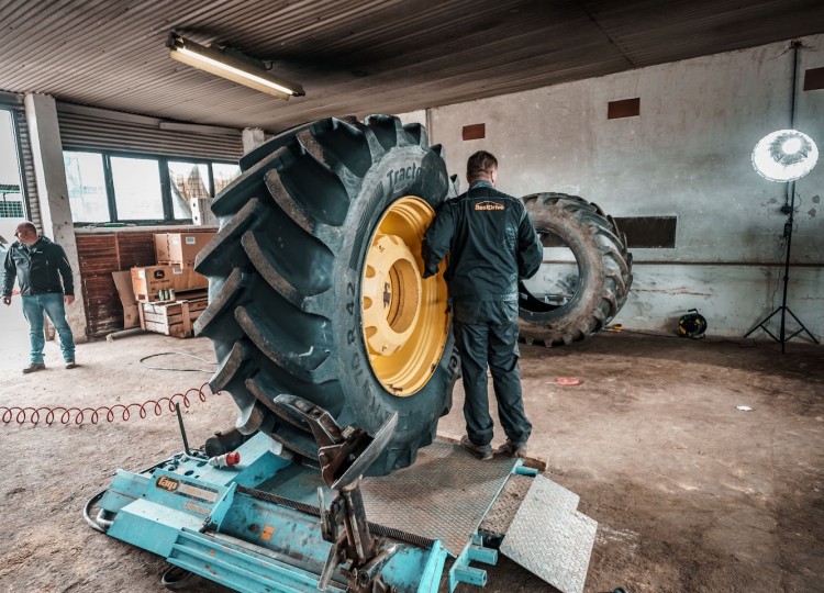 Zemědělské pneumatiky Continental: Nové rozměry pneumatik s technologií VF pro těžké traktory