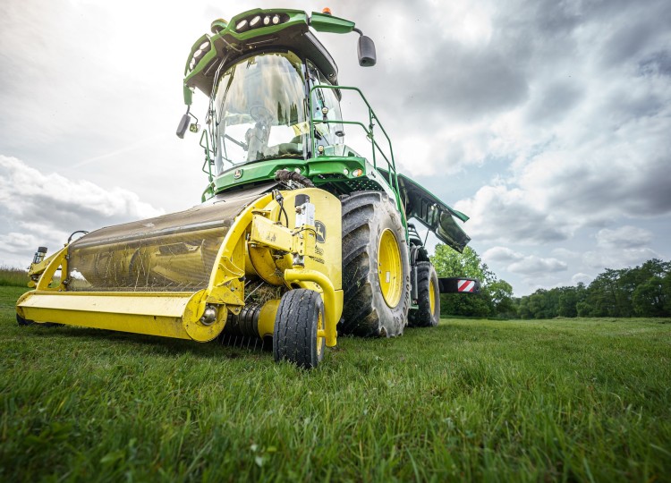 John Deere 8300i - 4K UHD | 44. díl Agrozet od A do Zet