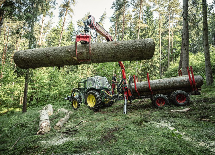 Vyvážecí vlek KRPAN s lesní nástavbou John Deere | 46. díl Agrozet od A do Zet