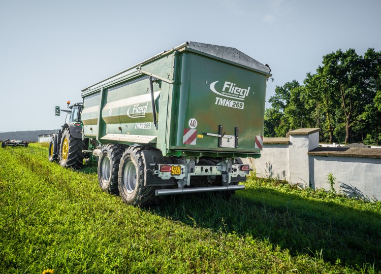 Početná flotila ve službách přepravy