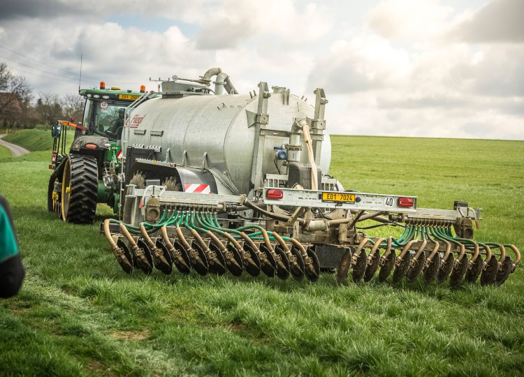 Fliegl – aplikace kejdy, digestátu a močůvky