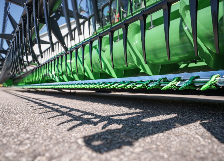 John Deere T6 700 – výkonný a inteligentní kombajn pro moderní sklizeň