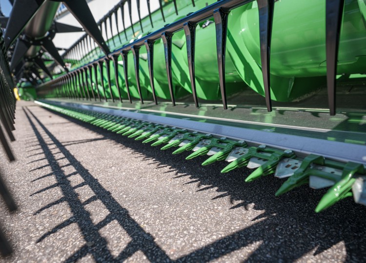 John Deere T6 700 – výkonný a inteligentní kombajn pro moderní sklizeň