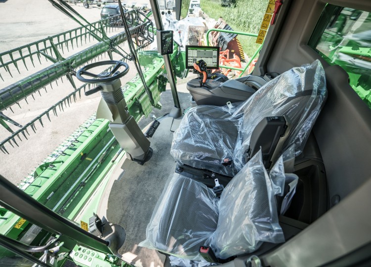 John Deere T6 700 – výkonný a inteligentní kombajn pro moderní sklizeň