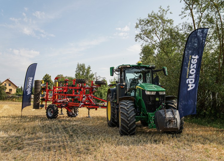 Stroje od nás u vás – Pöttinger Terria 5030 v podniku Vacek agro