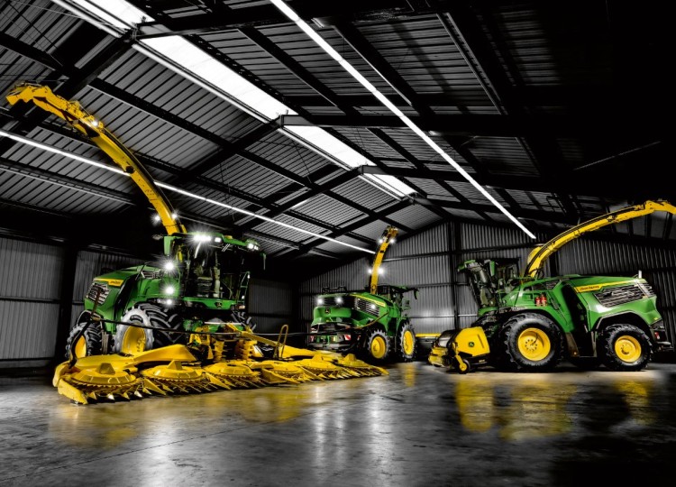 Nová generace řezaček je tady: John Deere představuje řadu F8 a F9