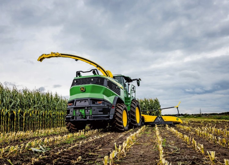 Nová generace řezaček je tady: John Deere představuje řadu F8 a F9
