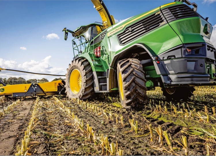 Nová generace řezaček je tady: John Deere představuje řadu F8 a F9