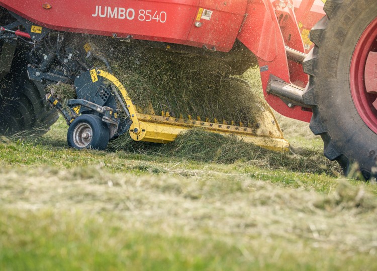 Pöttinger JUMBO 8540 | 57. díl Agrozet od A do Zet