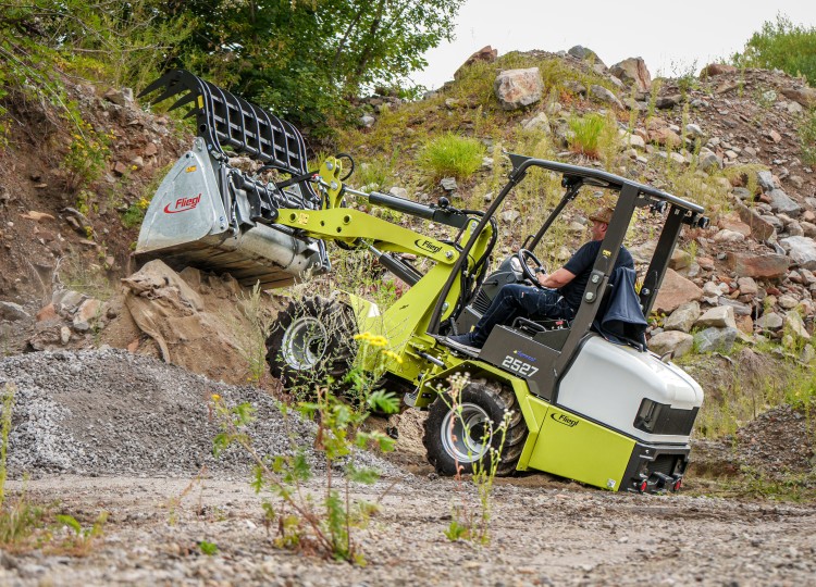 Fliegl 25–27 a příslušenství Fliegl | 65. díl Agrozet od A do Zet
