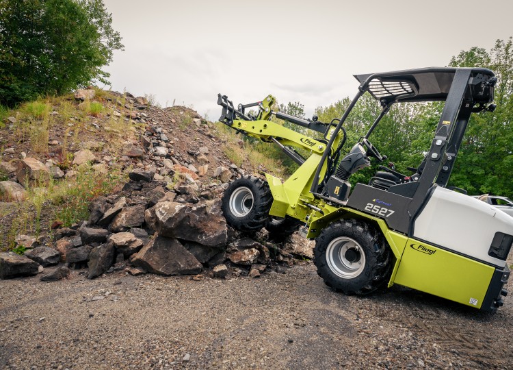 Fliegl 25–27 a příslušenství Fliegl | 65. díl Agrozet od A do Zet